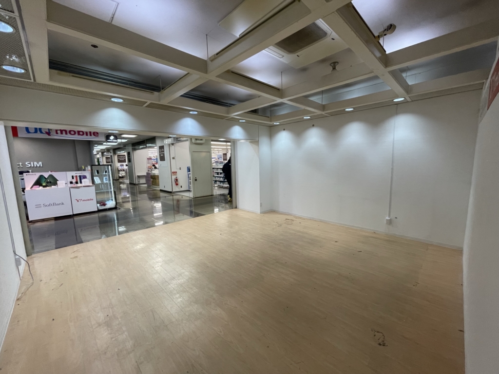 兵庫県神戸市兵庫区荒田町店舗物件（みなとがわプラザ）【賃店舗・貸事務所】）店舗内2